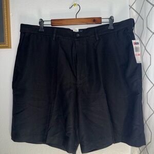 Chaps Men's Black Flat Front Shorts